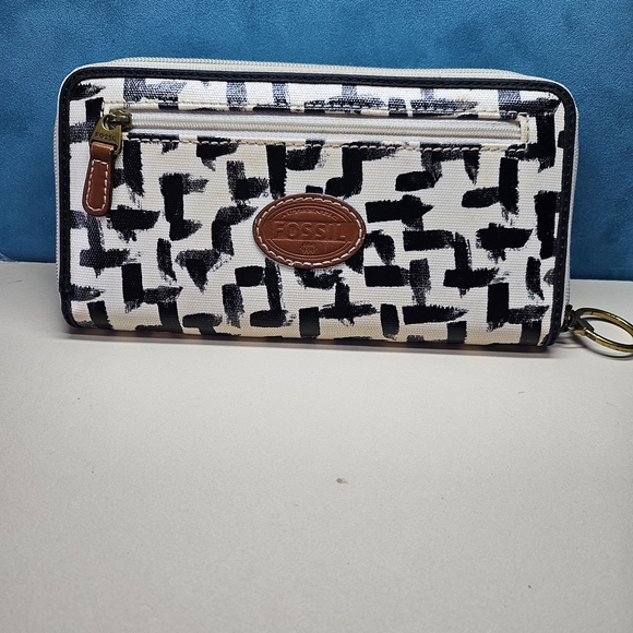 Fossil Handbags - Fossil Black and White Patterned Wallet